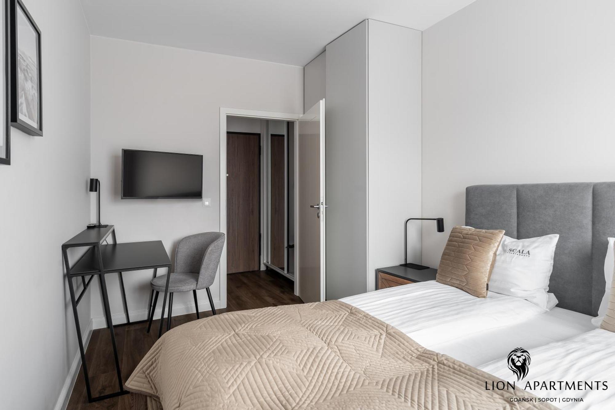 Scala City Center Premium Apartments With Parking By Lion Apartments グダニスク エクステリア 写真